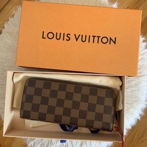 Louis Vuitton Clemence Wallet In Damier